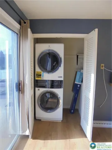 4th Bedroom Laundry Connection (stackable washer/dryer is NOT included, but negotiable)