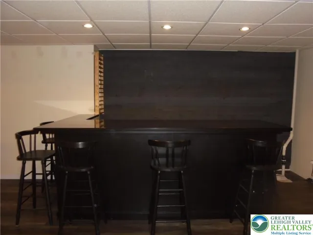 Lower Level Wet Bar