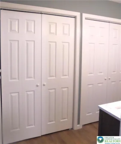 Master Double Door His & Her Closets