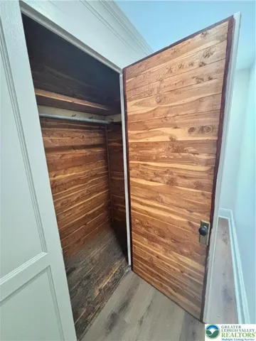 cedar closet walk in