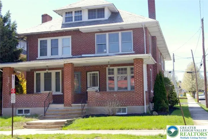 Welcome to 1026 N 19th