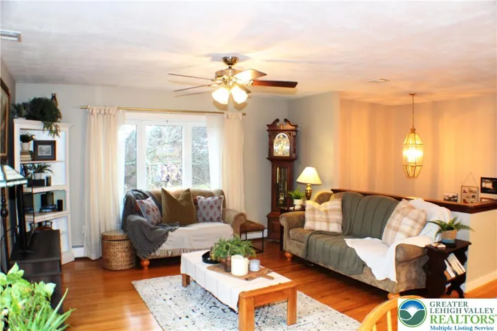 Dining room with view to the South and East