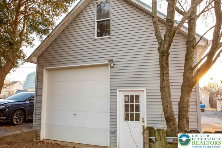 AND access to the back yard with this HUGE door too!