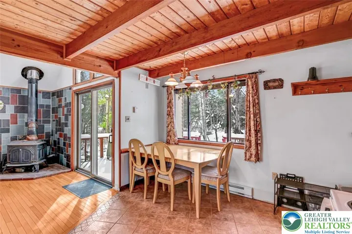 Eat-In Kitchen w/ Scenic Views