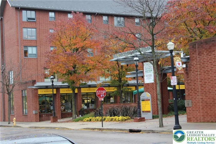 Lehigh University Square