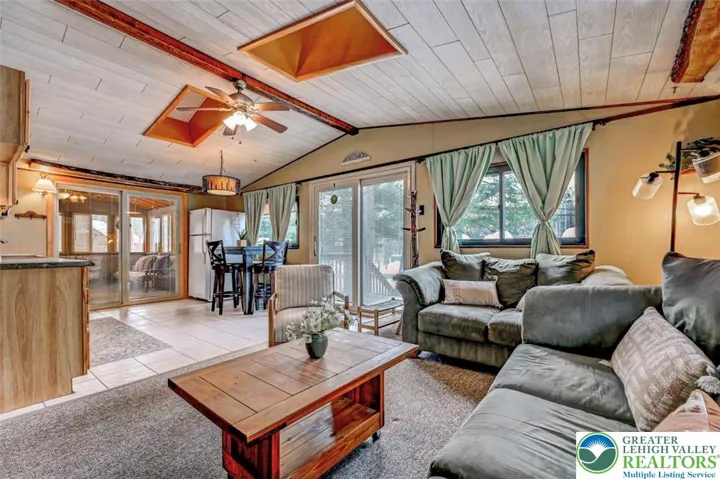 Open Concept Living Areas