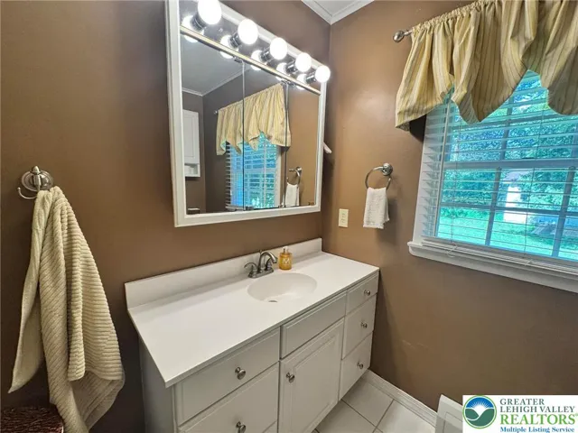 En suite Primary Bathroom