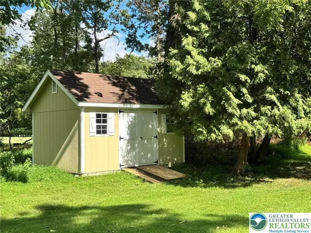Shed