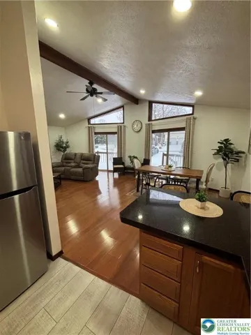 Kitchen/Dinning Room