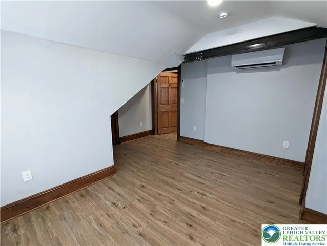 Bedroom, 3rd floor.