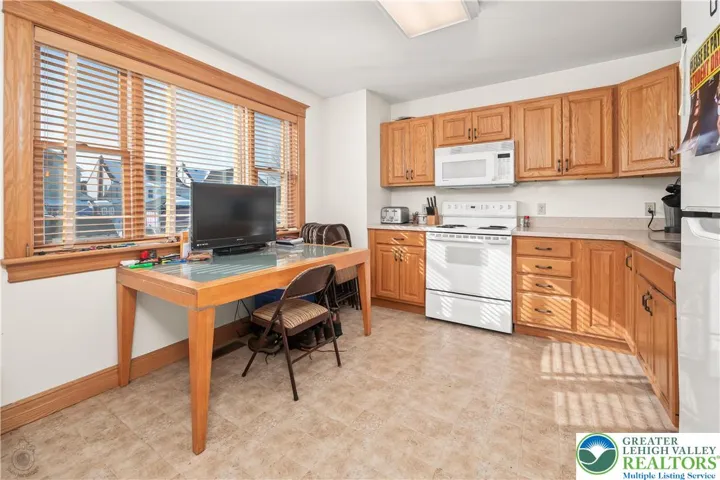 557 - Main Floor Unit