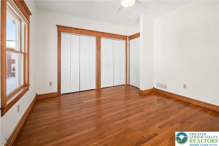 559 - Loft/Upper Level - Primary Bedroom