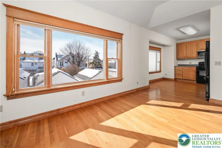 559 - Loft/Upper Level