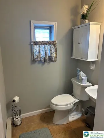 1/2 Bath