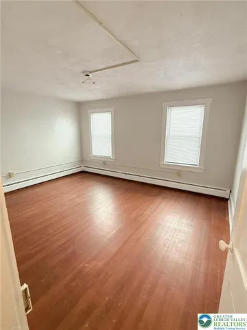 2nd floor bedroom