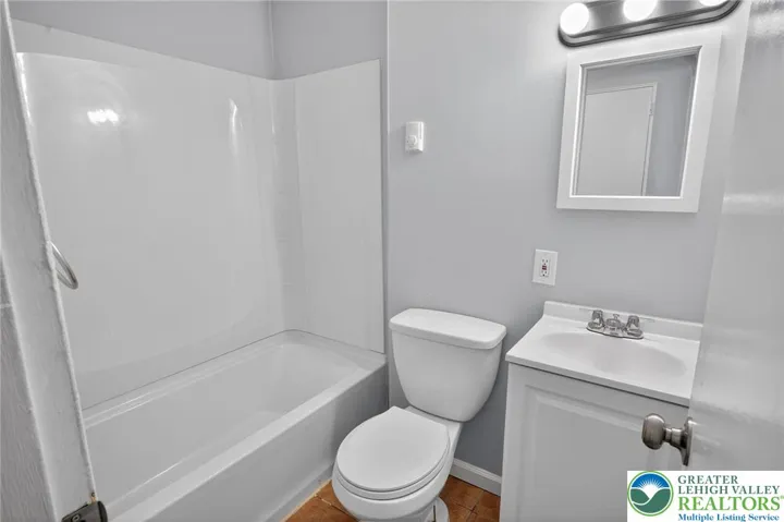 Main Bathroom