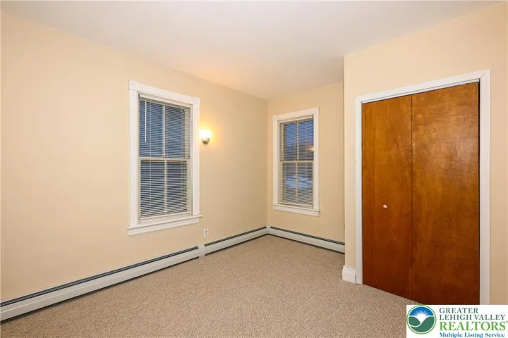 Middle Bedroom