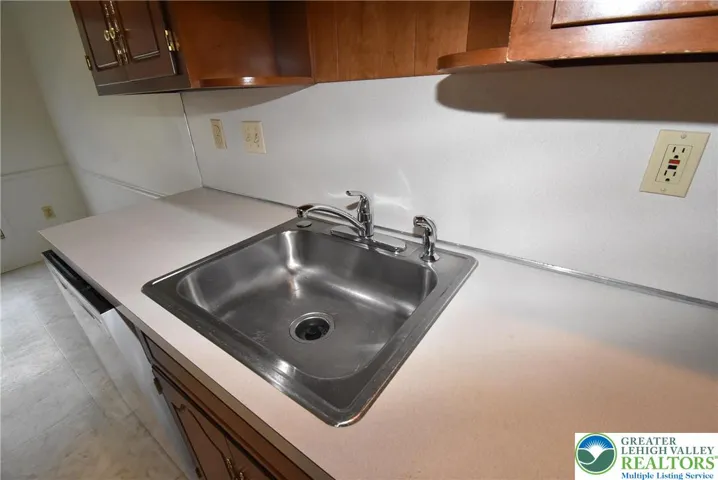 Brand-New Sink Hardware