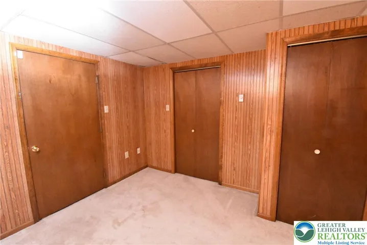Finished Basement Rooom