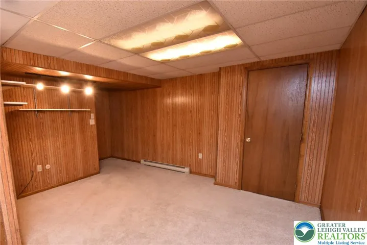 Finished Basement Rooom