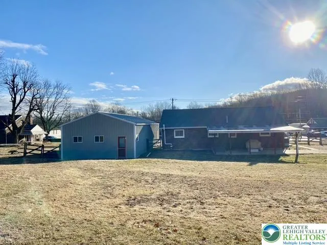 All Brick Ranch home with 1,100 Sq.Ft. garage