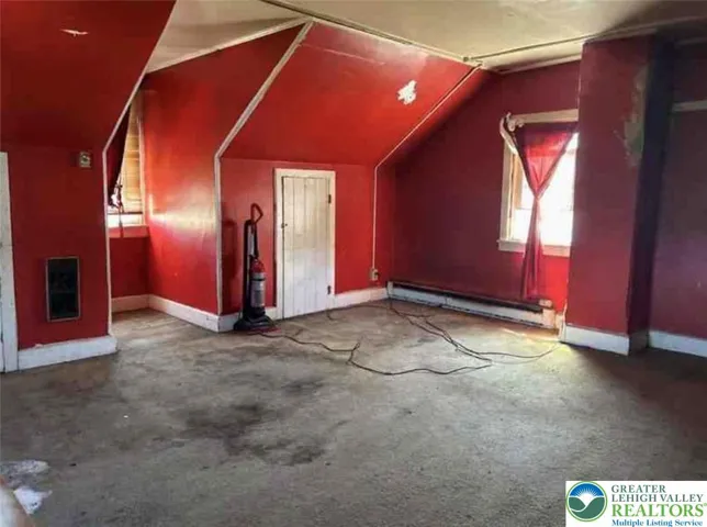 Bedroom 3 (3rd FL)