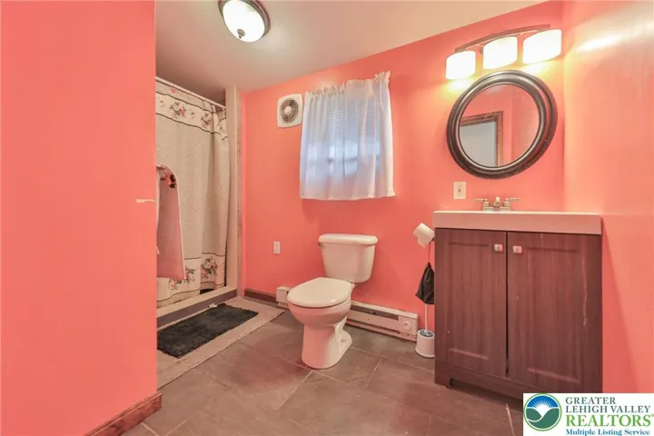 bathroom walk-in shower