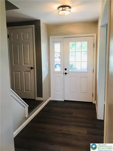 Foyer with Coat Closet