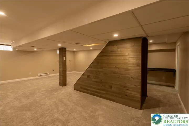 Basement Rec room pic 5