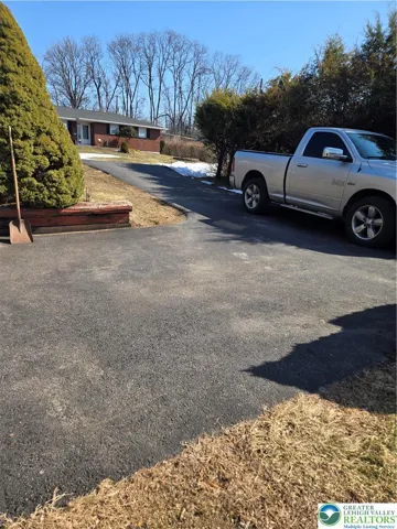 Driveway Parking for 3 0r 4 cars