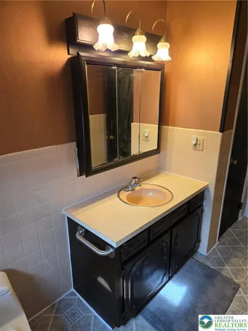 Master Bath Vanity