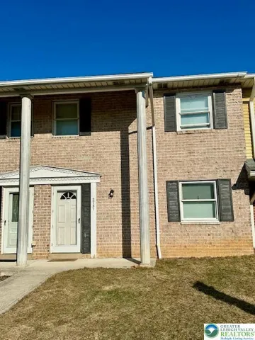 2731 Diane Blvd.