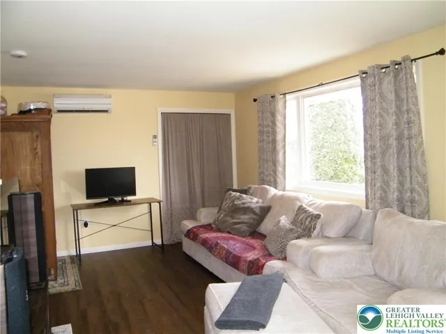 Living Room w/ luxury vinyl flooring