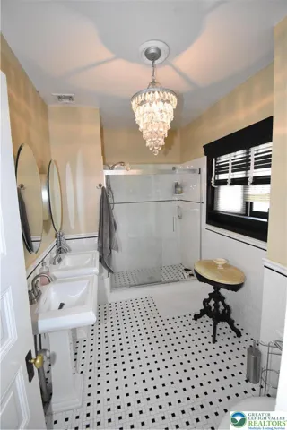 3rd Fl Bathroom