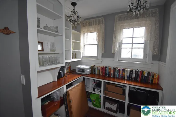 1st floor pantry