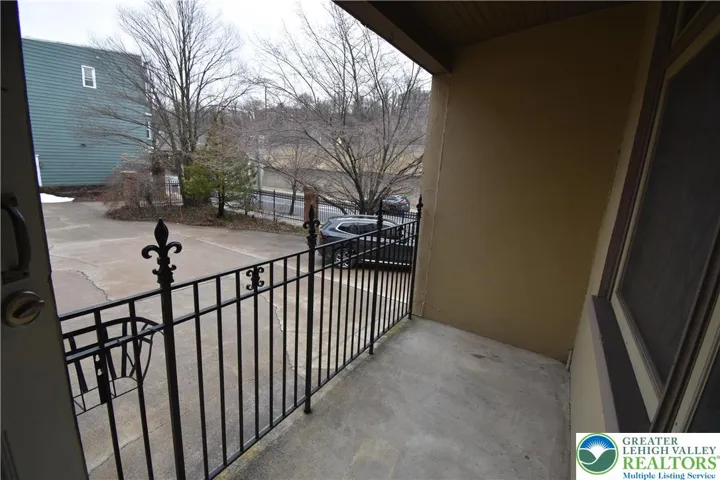 1st Fl balcony