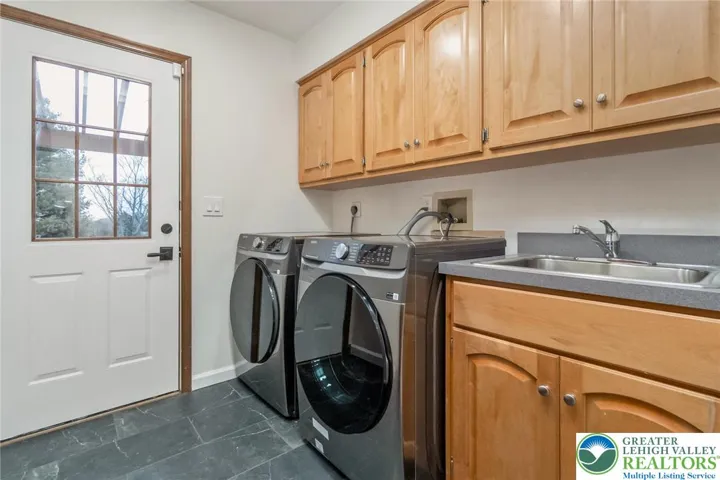 1st floor laundry