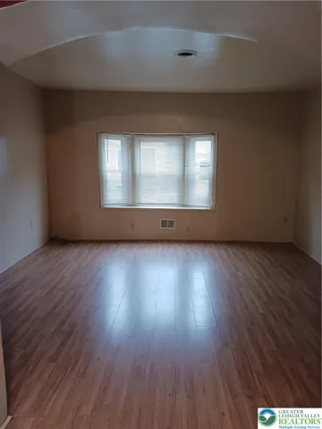 Living Room Unfurnished