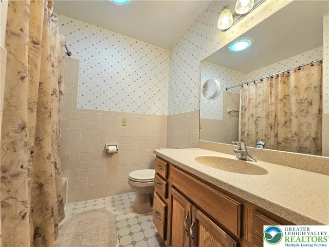 Hall bath
