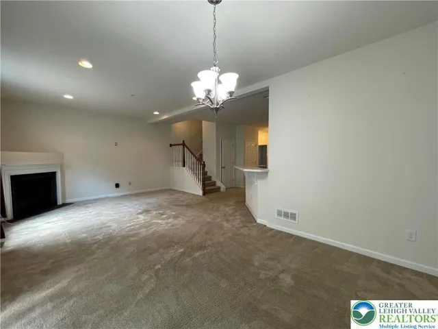 Living Room / Dining Room