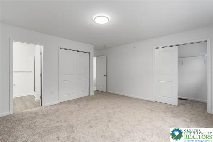 Model photos of townhomes.