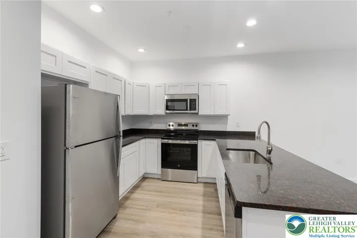 Model photos of townhomes.