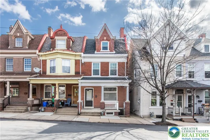 Gorgeous 2,157 Sq Ft Home