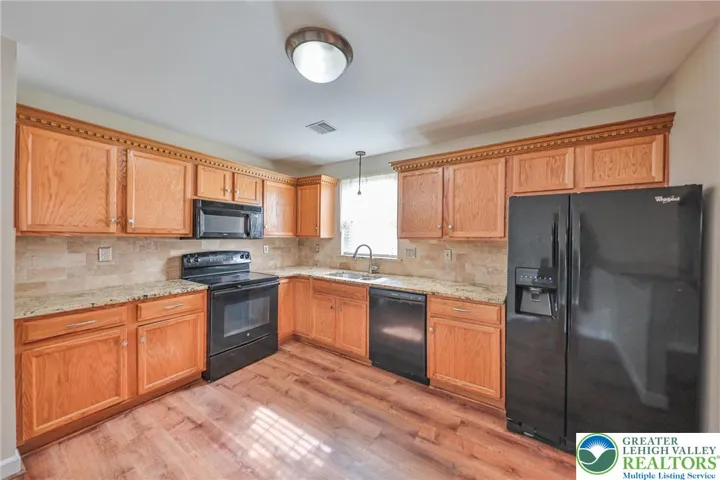 Newer Granite Countertops and Peninsula