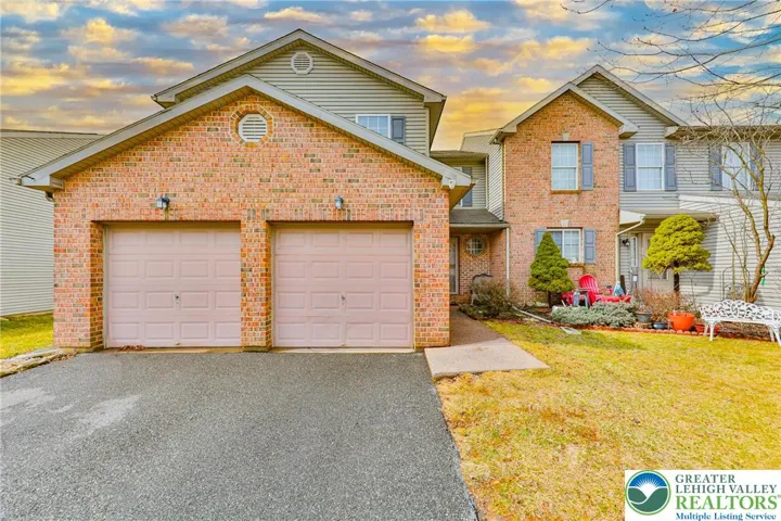 Semi-Detached with Spacious 2-Car Garage