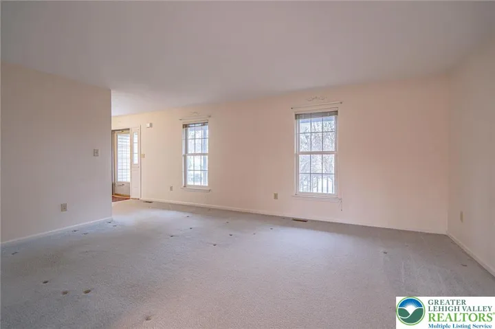 Spacious living room