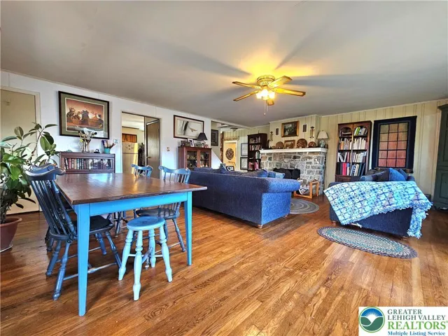 Living-dining room