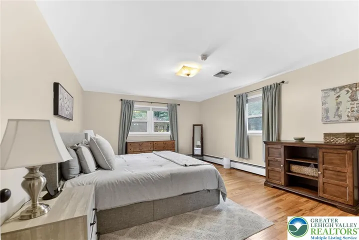 HUGE PRIMARY BEDROOM SUITE