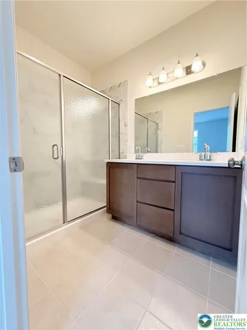 Owners Bath