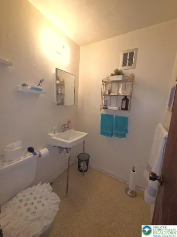 Half bath LL